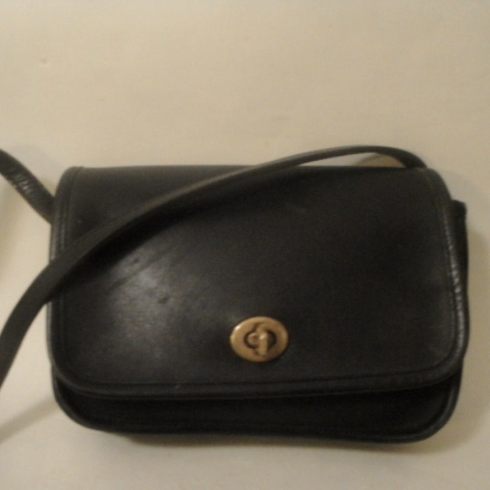 VTG LAURA USA Black Saddle Leather Small Crossbody Bag